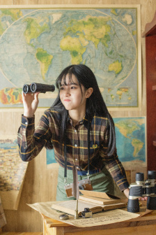 女邻居丰满的奶水完整版